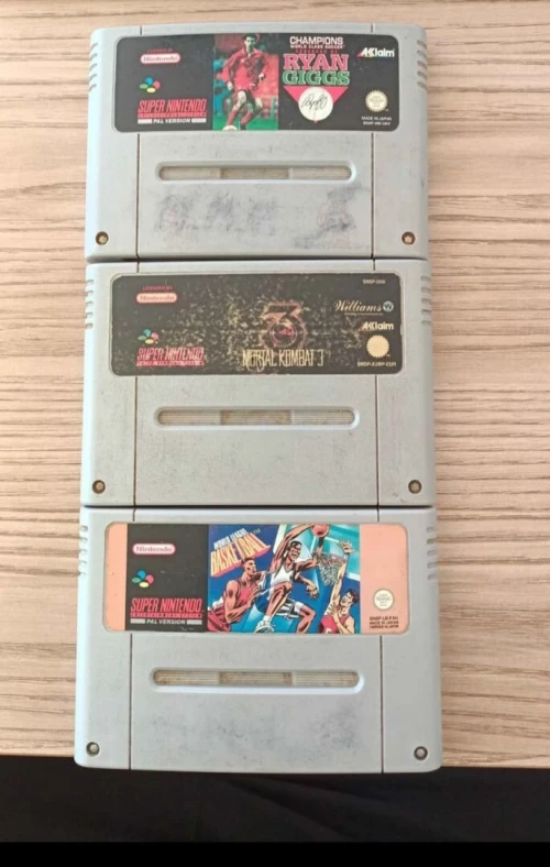 SUPER NINTENDO