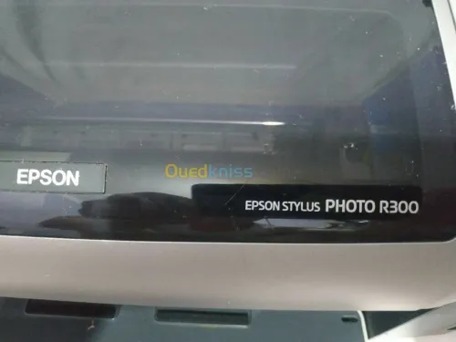imprimante jet d'encre Epson Stylus Photo R300 .