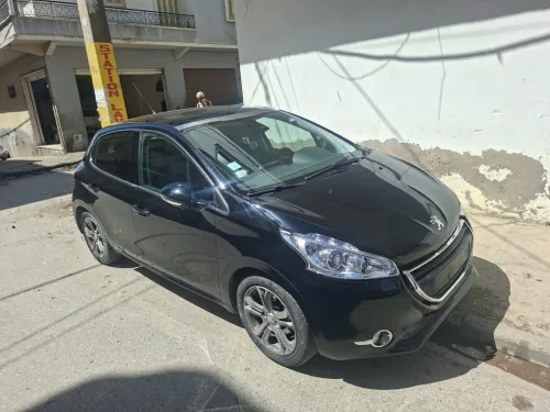 Peugeot 208 2014 Allure