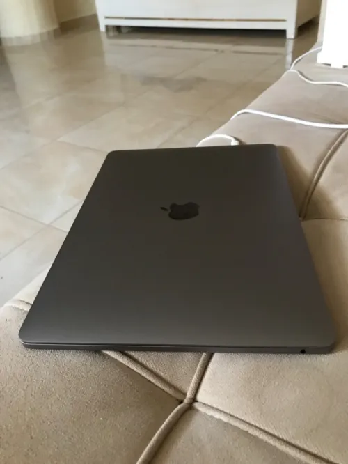Macbook pro M1 2020 8 gb 