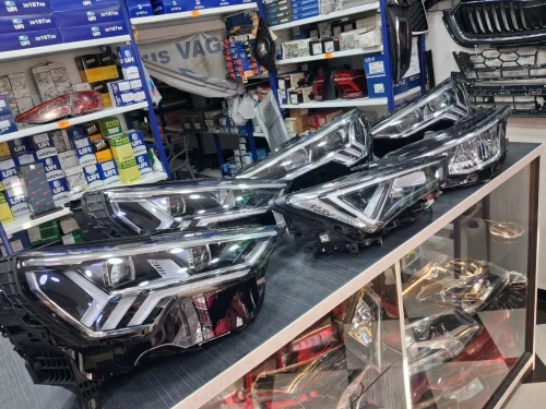 Phare Audi Q3 
