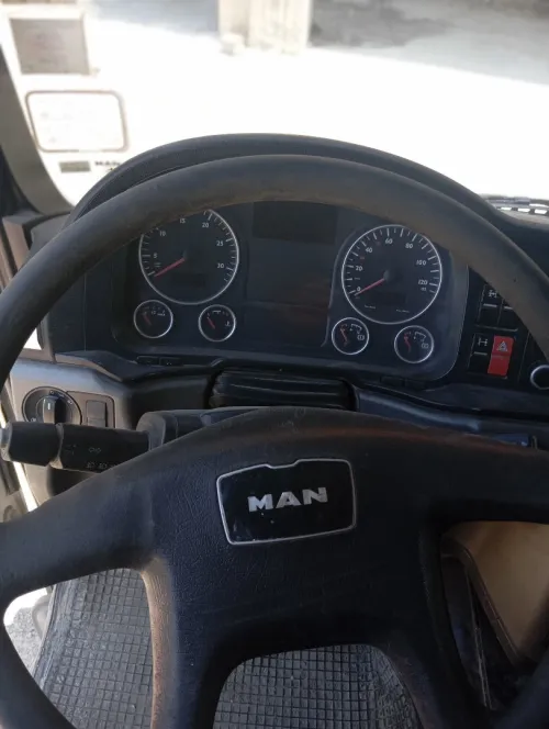 MAN tracteur 6X4 TGS 33.400 Tracteur 6X4 MAN TGS 33 .400 2014