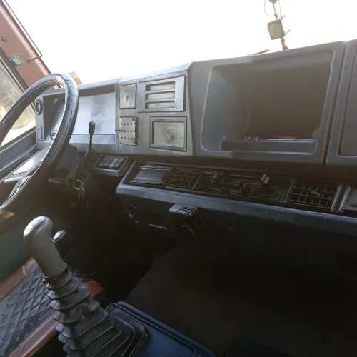 Renault Camion tracteur Renault 65 1987