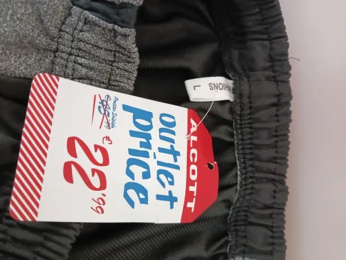 Pantalon jeans et classique 