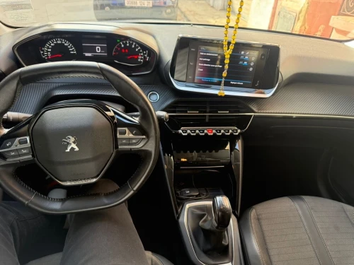 Peugeot 208 2022 208