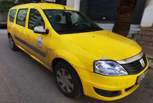 Dacia Logan 2010 . ...
