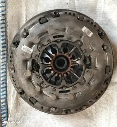 Volant moteur LAGUNA 3 2.L DCi