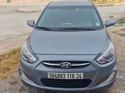 Hyundai Accent RB  4 portes 2018 Accent RB  4 portes