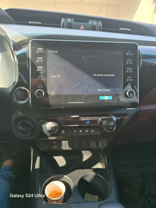 Toyota Hilux 2022 LEGEND SC 4x4