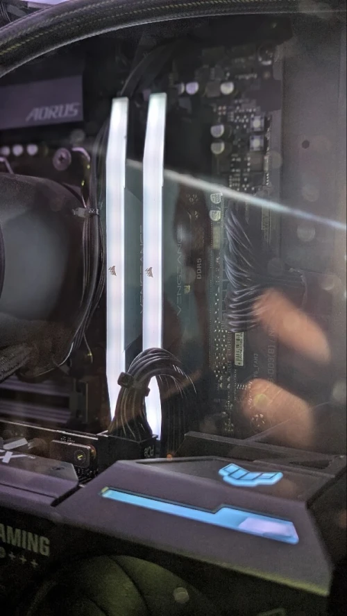 corsair rgb  6000 mhz ddr5 32gb