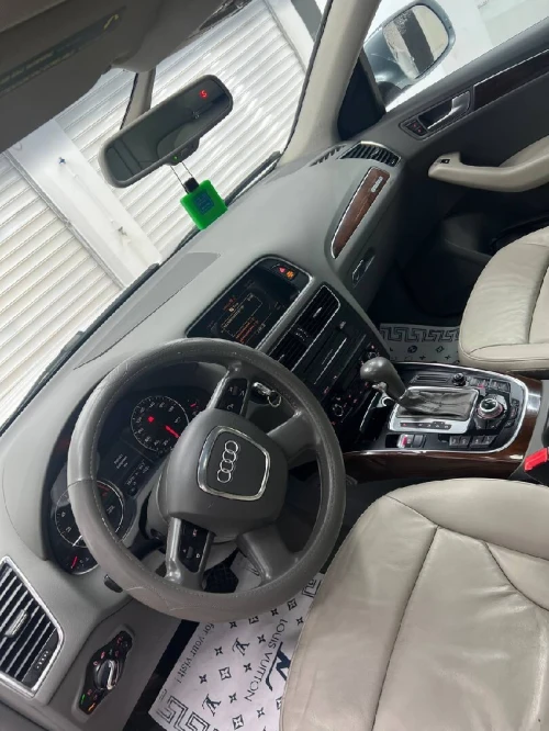 Audi Q5 2011 S Line Pack Tech