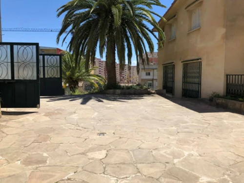 Location Appartement Niveau de villa F3 Alger Draria