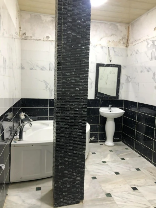Location Appartement Niveau de villa F8 Alger Hydra