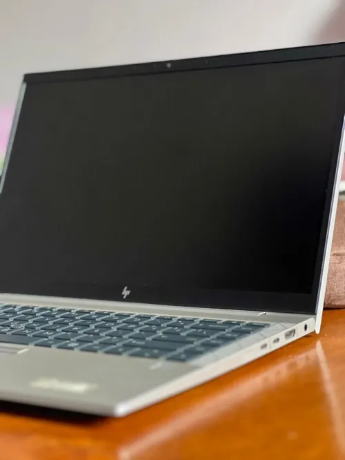HP EliteBook 845 G8 Ryzen 5 PRO 5650U 16Go 512GB NVMe 14" FHD IPS WINDOWS 11