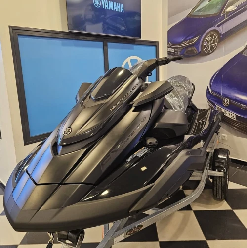 Jet ski
