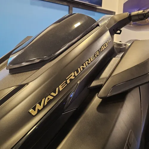 Jet ski