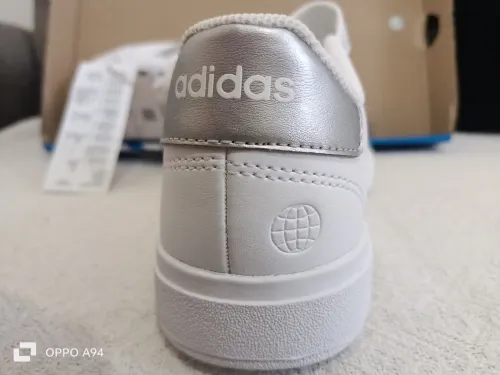 Basket adidas original 32