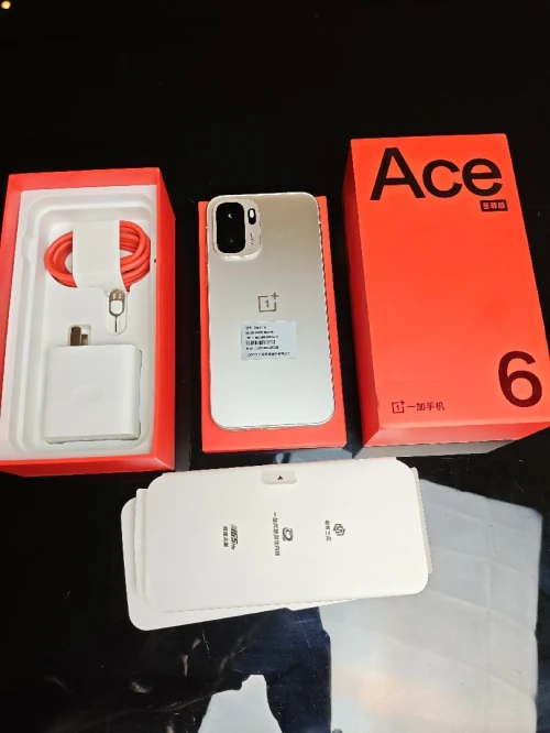 Oneplus ace 6 Ultra 12g ram 256gb