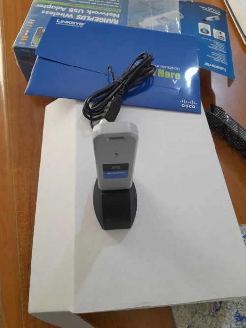 Carte Réseau  Cisco RangePlus Adaptateur USB réseau sans fil WUSB100