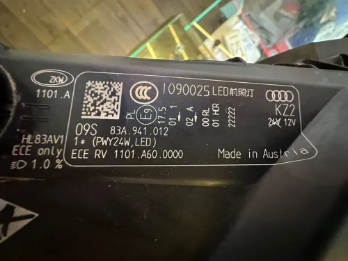 Phare Led et stop arrière halogène Audi Q3