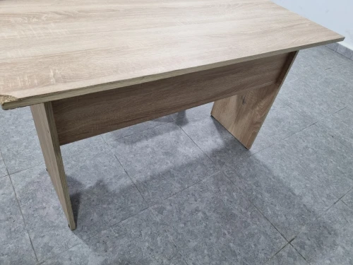 Table chaises bureau PC scolaire 