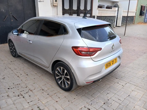 Renault Clio 5 2021 Intense