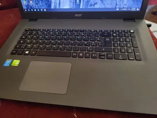 Acer aspire E5-772G