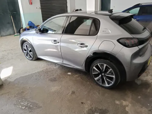 Peugeot 208 2023 GT
