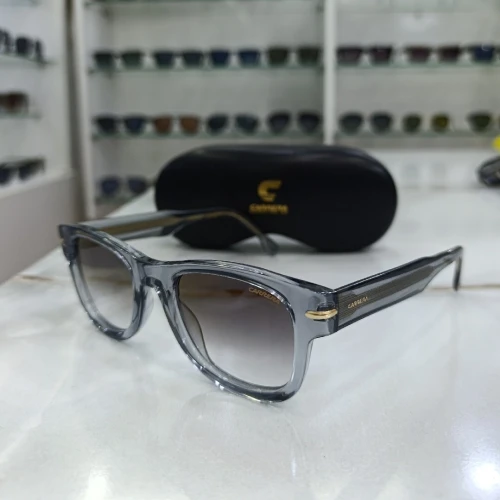 Lunettes originales Carrera new