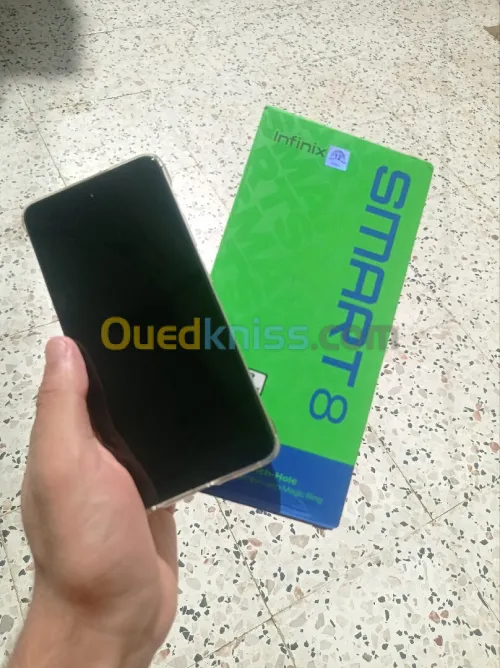 Infinix Smart 8