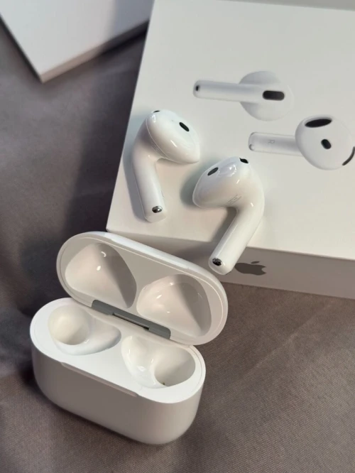 AirPods 4 avec boite 