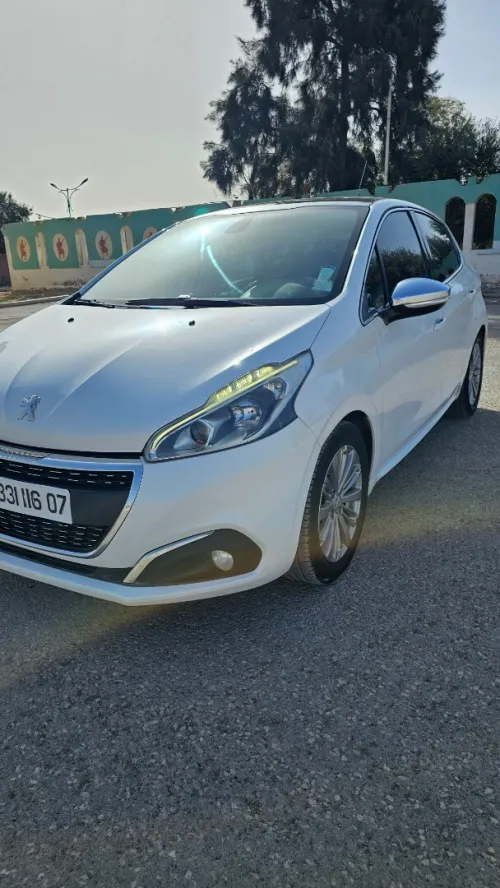 Peugeot 208 2016 Allure