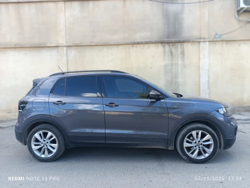 Volkswagen T-Cross 2023 Move