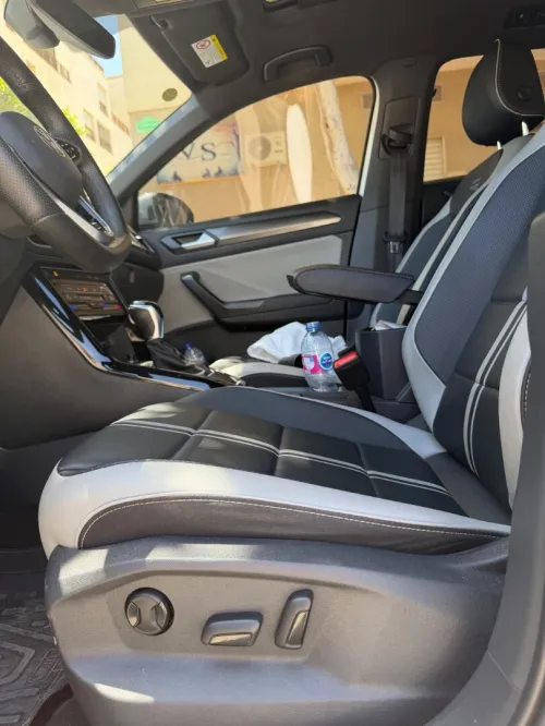 Volkswagen T-Roc 2025 R-Line 5