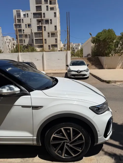 Volkswagen T-Roc 2025 R-Line 13