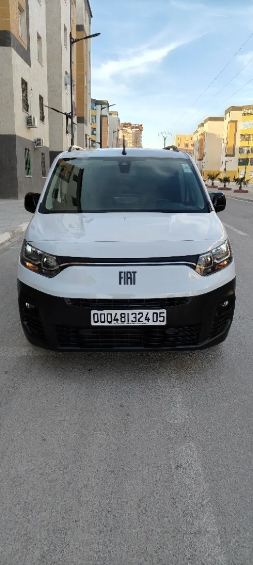 Fiat Doblo 2024 Italie