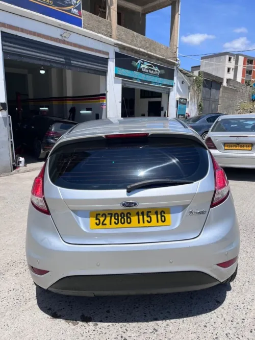 Ford Fiesta 2015 Titanium 