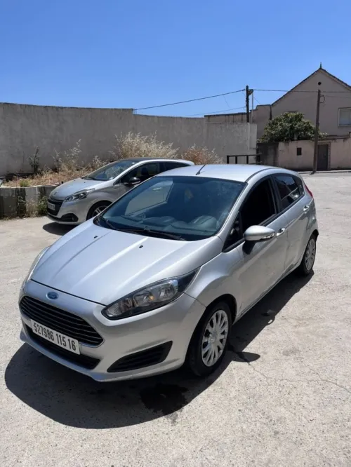 Ford Fiesta 2015 Titanium 