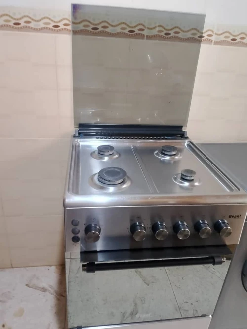 MACHINES A LAVER 11K + CUSINIEUR AVEC VENTILEE