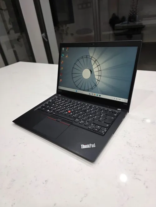 Thinkpad T495s Ryzen 5 PRO Tactile