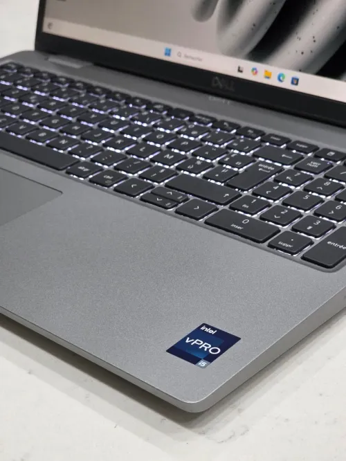 Dell precision WorkStation i5 13th gen 15.6"pouces