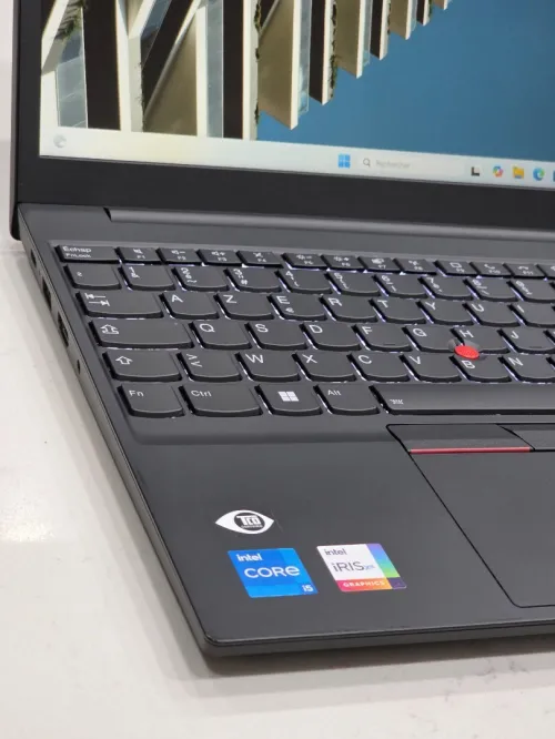 Lenovo thinkpad i5 12th 15.6"pouces