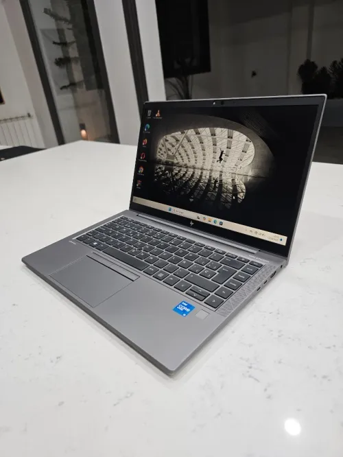 Hp Zbook FireFly G8 i5 11th vPRO 14"p