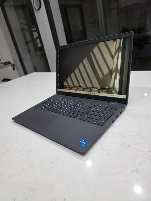 Dell Lattitude i5 13th Gen 15.6"pouces
