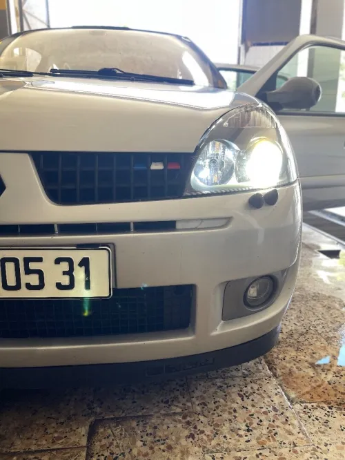 Renault Clio 2 2005 Initiale
