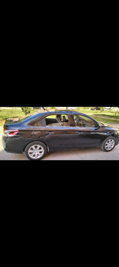 Peugeot 301 2015 Allure