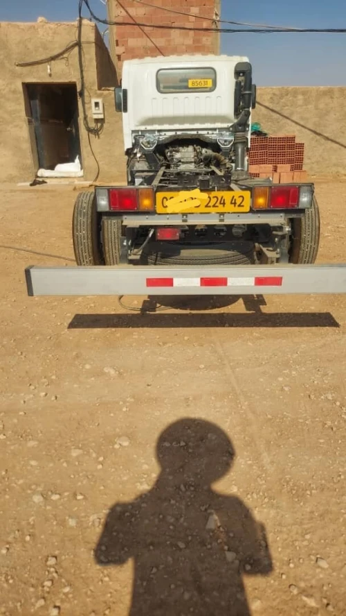 Isuzu Isuzu plateau 2024