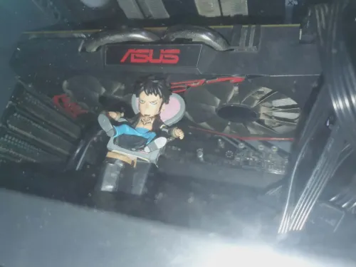 RX 570 ASUS OC 4GB VRAM