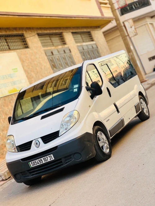 Renault Trafic 9 place 2007 