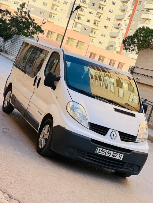 Renault Trafic 9 place 2007 